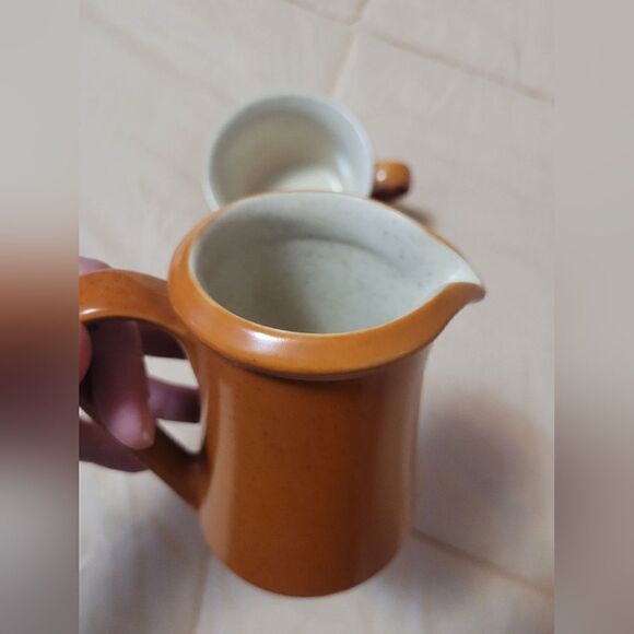 Vintage Imperial by W Dalton Stoneware - Picture 3 of 5